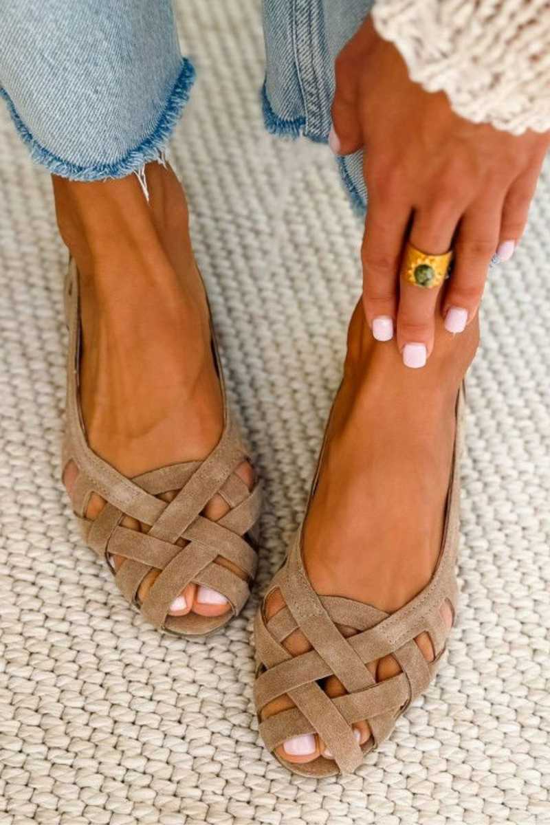 Caterina | Colourful Woven Sandals in Beige