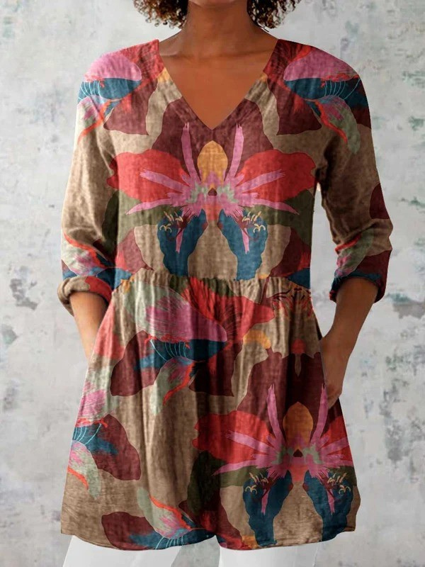 Alina | Long Blouse with a Bold Print