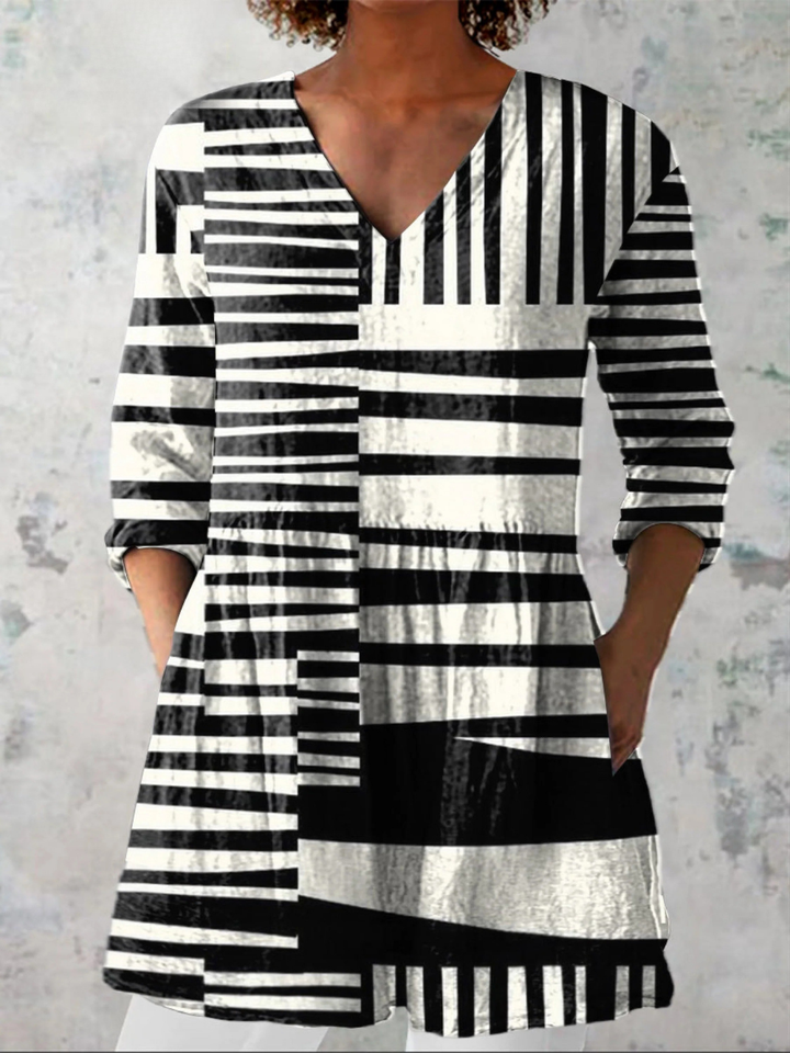 Quinn | Long Blouse with a Bold Print