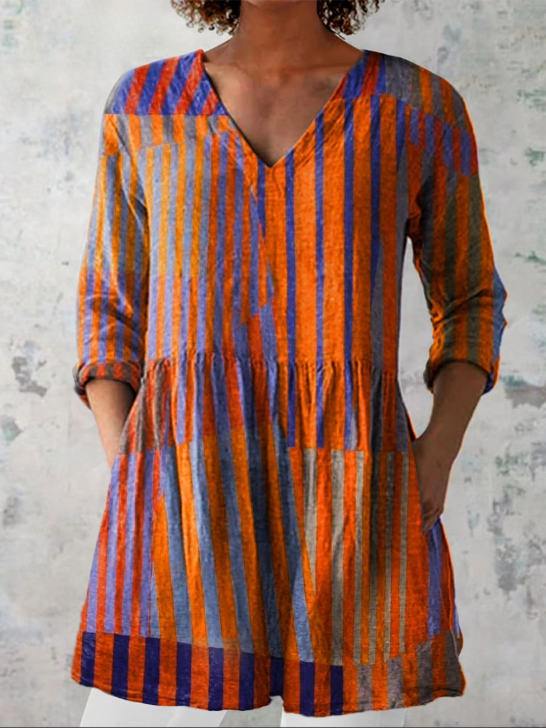 Elowen | Long Blouse with a Bold Print