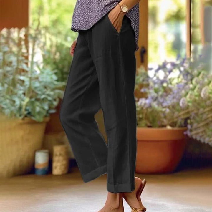 Vayla | Classic Relaxed Trousers