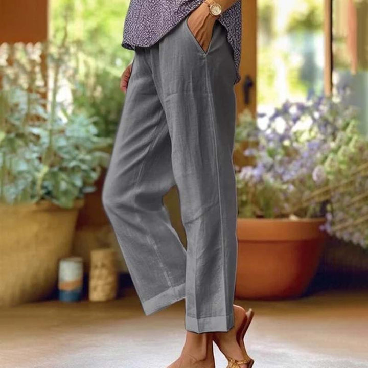 Vayla | Classic Relaxed Trousers