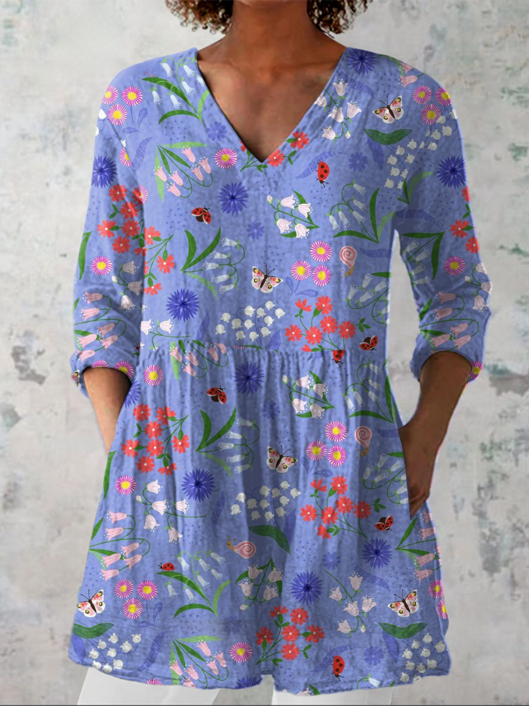 Amelie | Long Blouse with a Bold Print