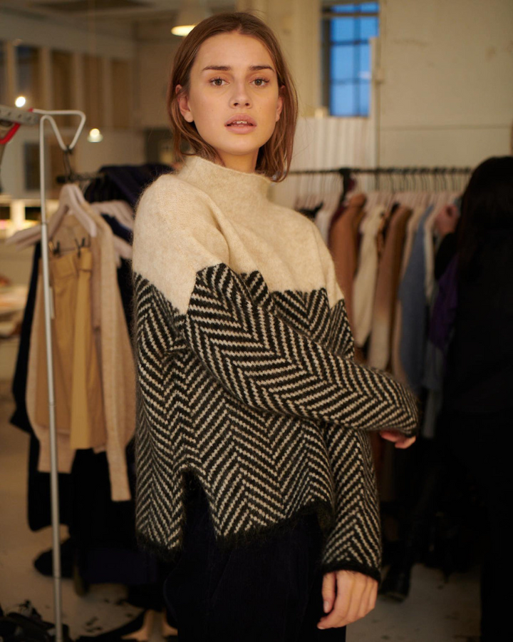 Norah | High-Neck Cotton Jumper