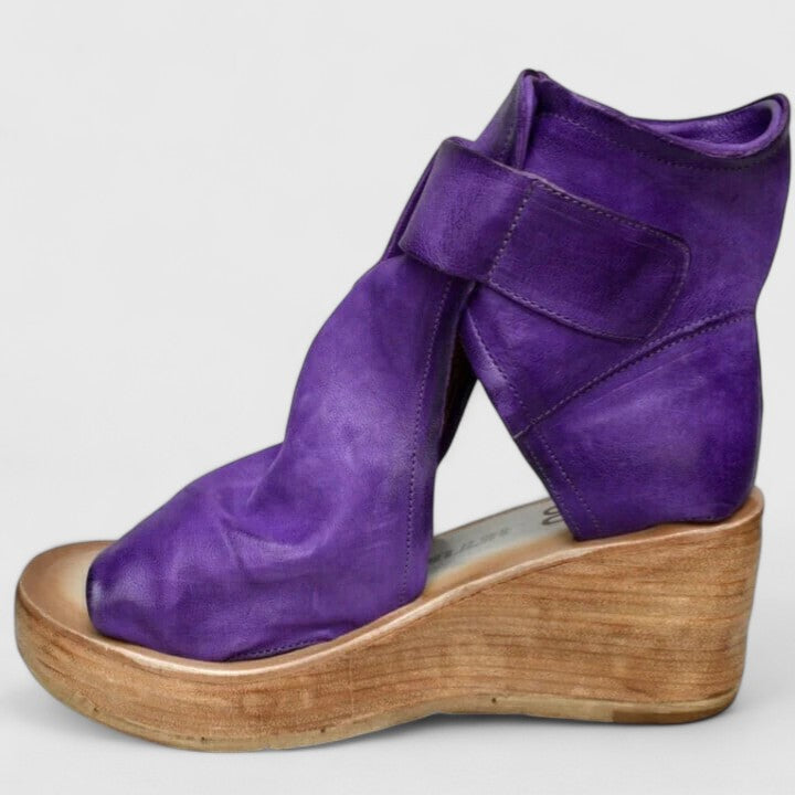 Karline | Classic Wedge Sandals