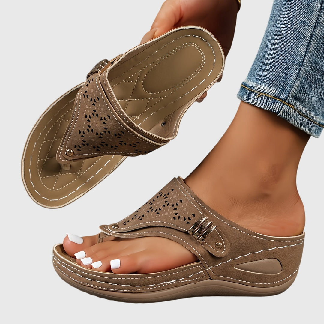 Anika | Flip-Flop Sandals