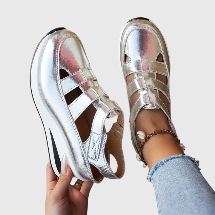 Finnie | Versatile Orthopaedic Sandals