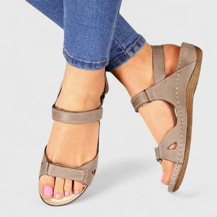 Avrie | Comfortable Flat Sandals