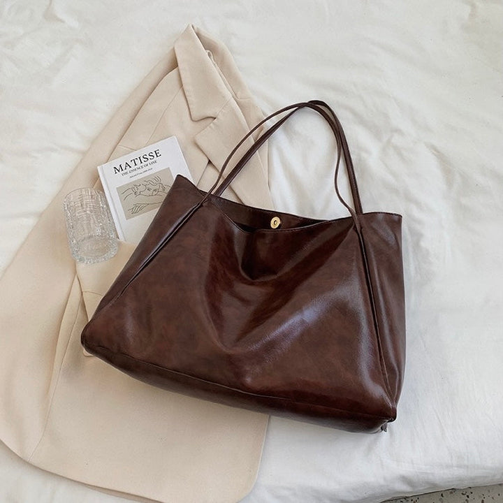 Patricia™ | Shimmering Leather Bag