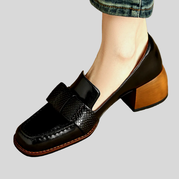 Contessa | Knot Detail Loafers