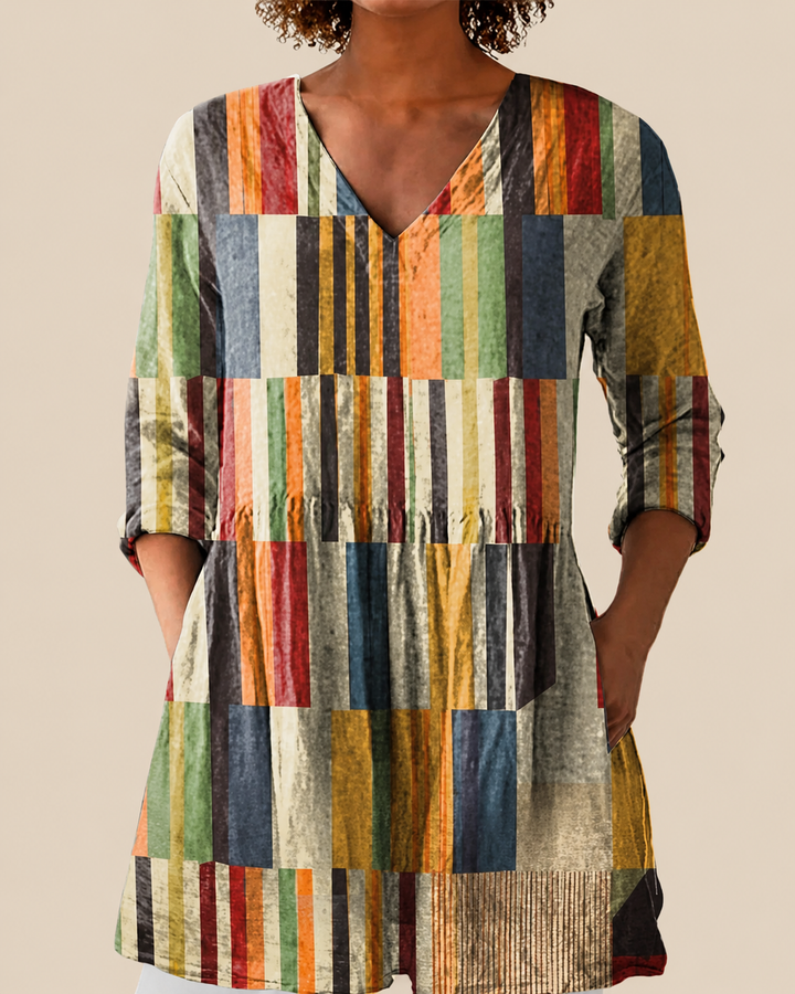 Avery | Long Blouse with a Bold Print