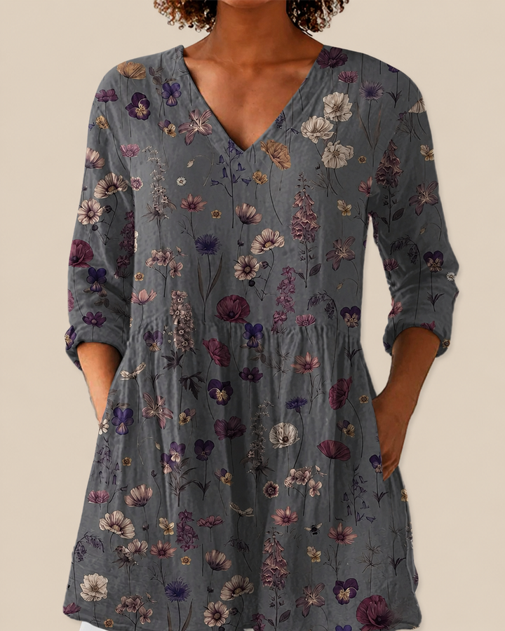 Kira | Long Blouse with a Bold Print