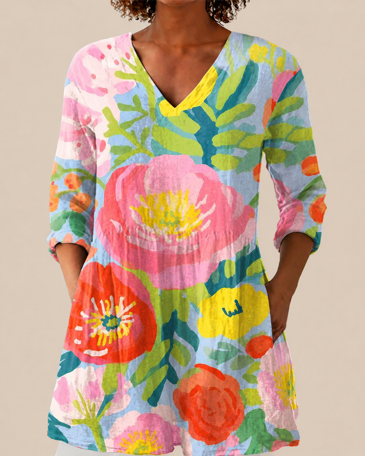 Ayra | Long Blouse with a Bold Print