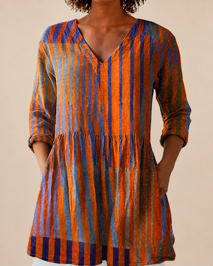 Elowen | Long Blouse with a Bold Print