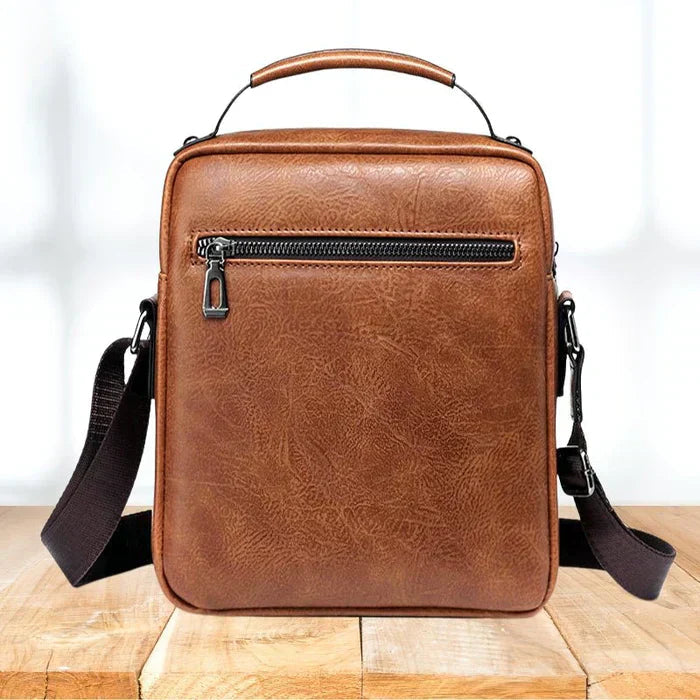 Cynthia™ | Practical Leather Bag