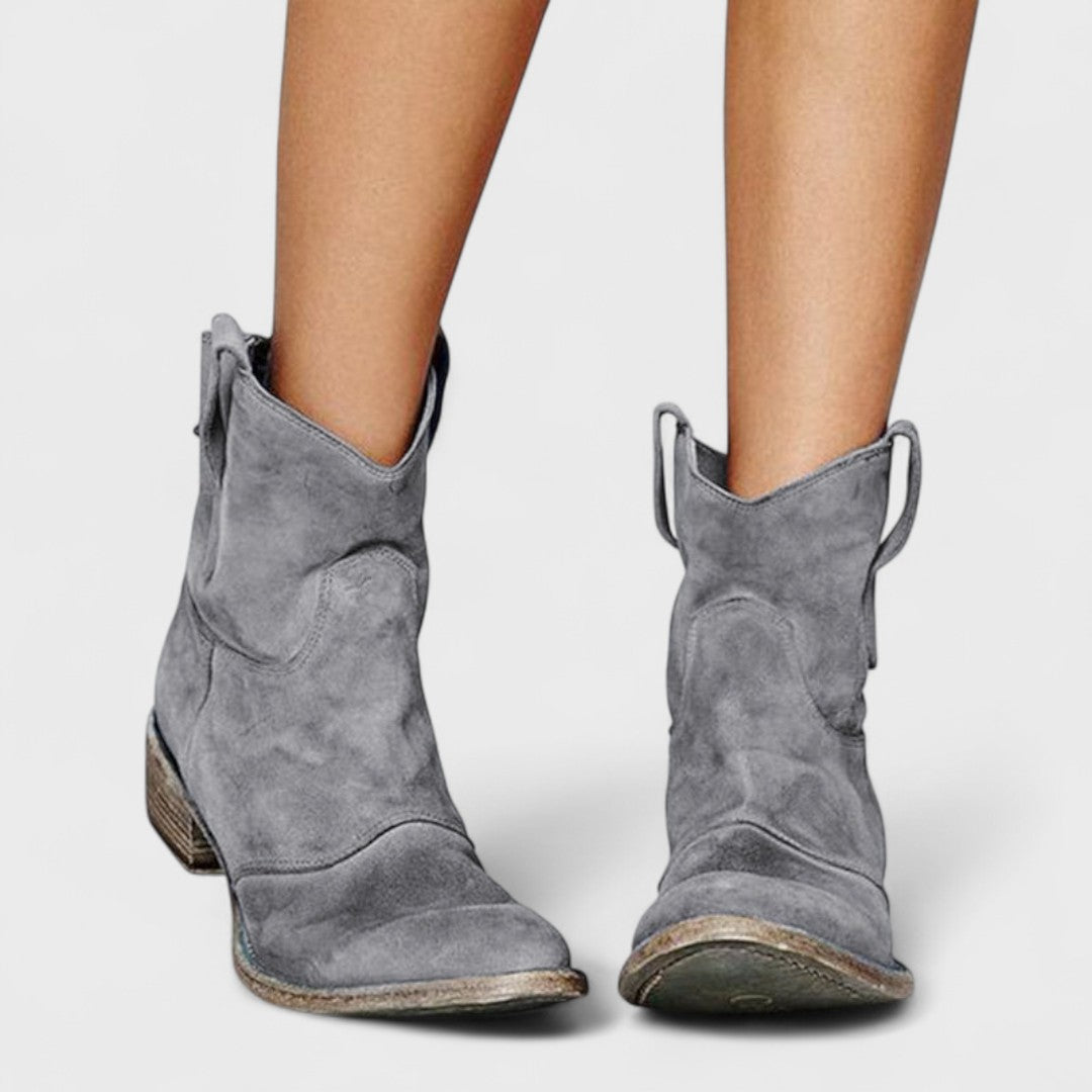 Carlotta | Timeless Elegant Ankle Boots