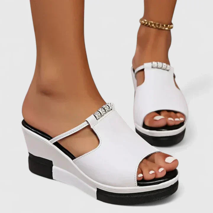 Isola | Chic Orthopaedic Sandals