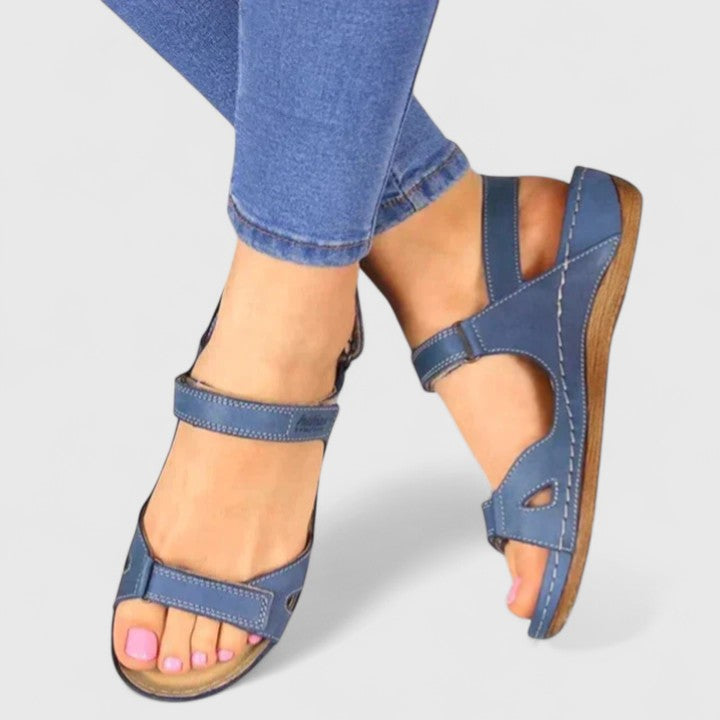 Avrie | Comfortable Flat Sandals